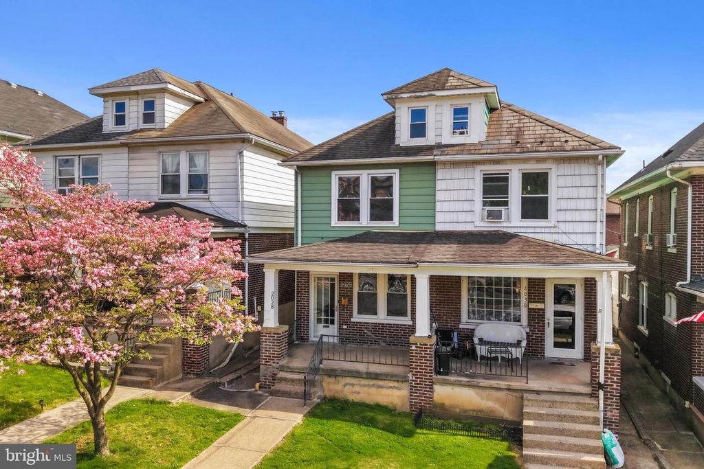 2028 WASHINGTON BLVD, Easton, PA 18042