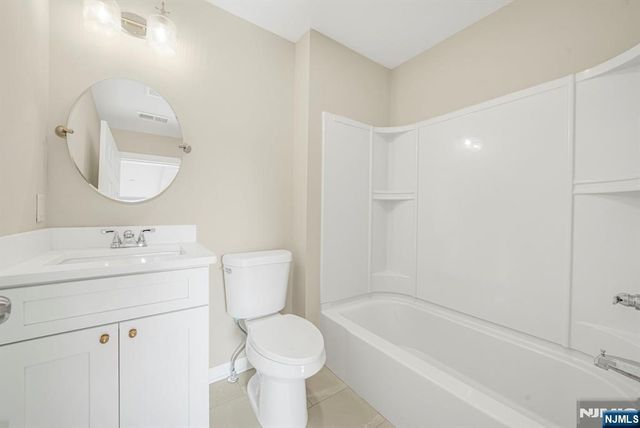532 Ringwood Avenue B, Wanaque, NJ 07465