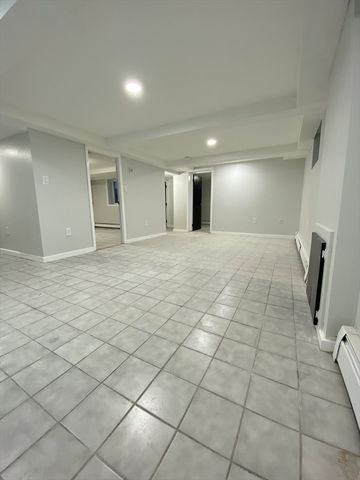 41 Winthrop Pkwy B, Revere, MA 02151