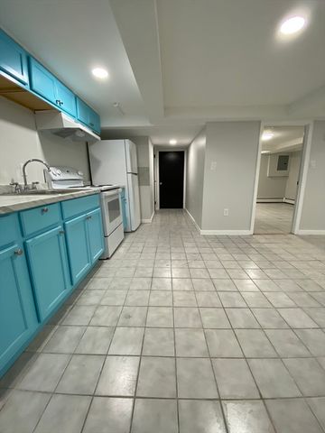 41 Winthrop Pkwy B, Revere, MA 02151