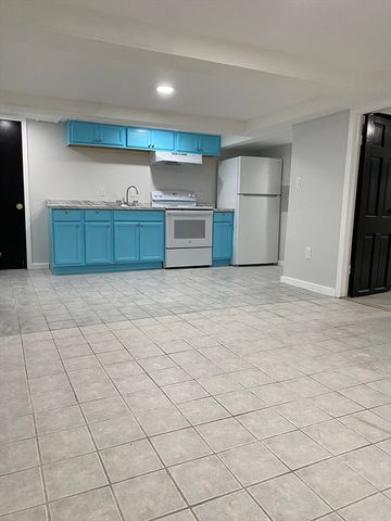 41 Winthrop Pkwy B, Revere, MA 02151