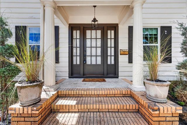 7602 DARTMOUTH AVENUE N, St Petersburg, FL 33710