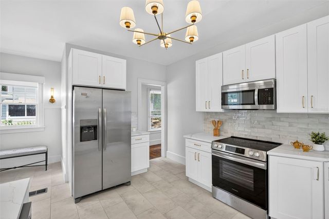 7602 DARTMOUTH AVENUE N, St Petersburg, FL 33710