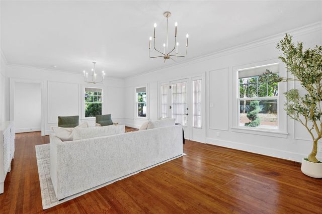 7602 DARTMOUTH AVENUE N, St Petersburg, FL 33710