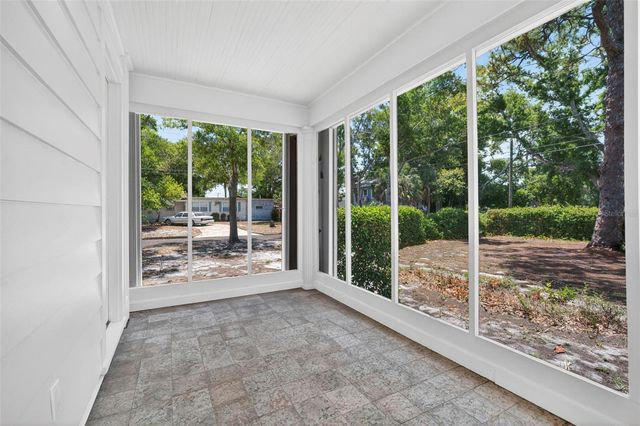 7602 DARTMOUTH AVENUE N, St Petersburg, FL 33710