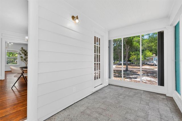7602 DARTMOUTH AVENUE N, St Petersburg, FL 33710