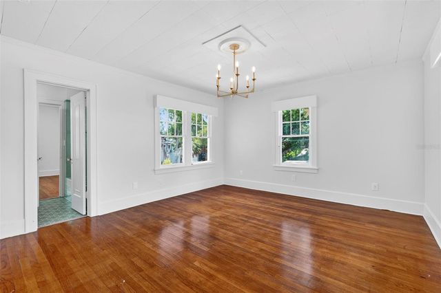 7602 DARTMOUTH AVENUE N, St Petersburg, FL 33710