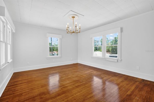 7602 DARTMOUTH AVENUE N, St Petersburg, FL 33710