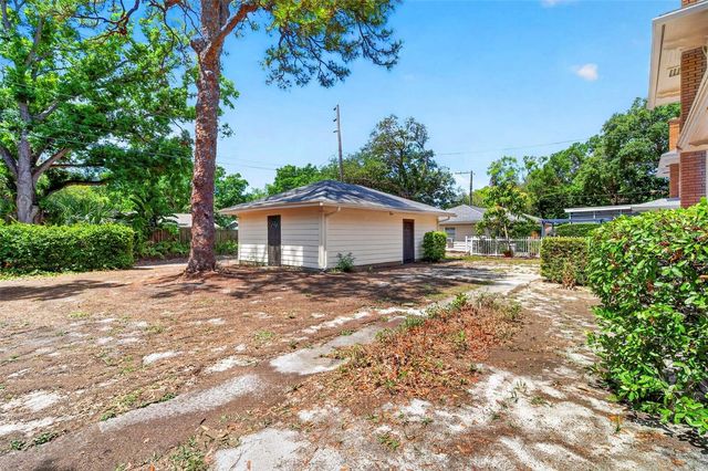 7602 DARTMOUTH AVENUE N, St Petersburg, FL 33710