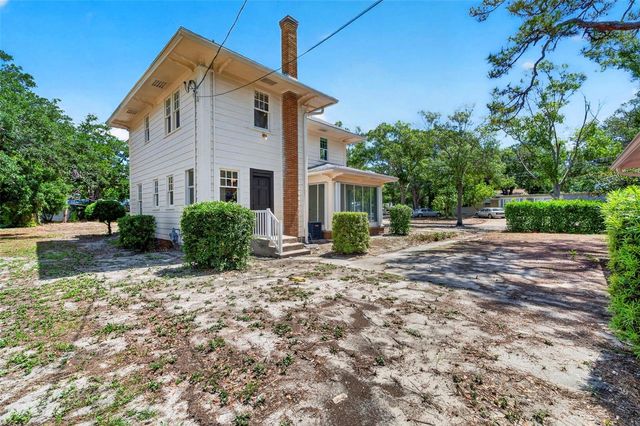 7602 DARTMOUTH AVENUE N, St Petersburg, FL 33710