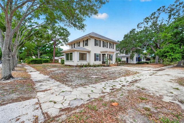 7602 DARTMOUTH AVENUE N, St Petersburg, FL 33710