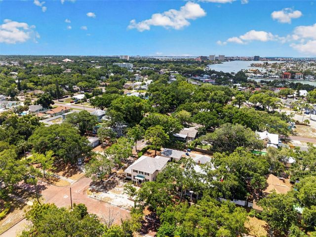 7602 DARTMOUTH AVENUE N, St Petersburg, FL 33710