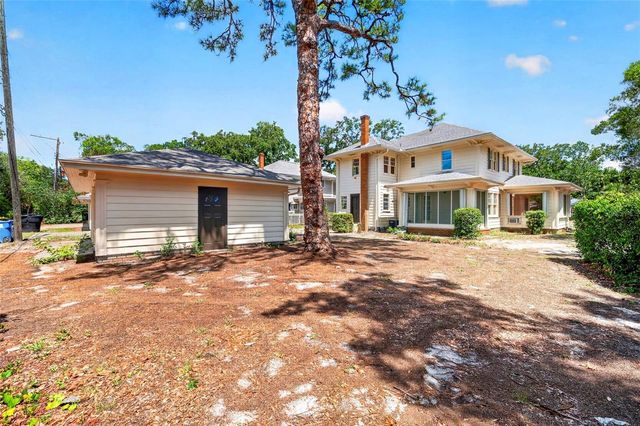 7602 DARTMOUTH AVENUE N, St Petersburg, FL 33710