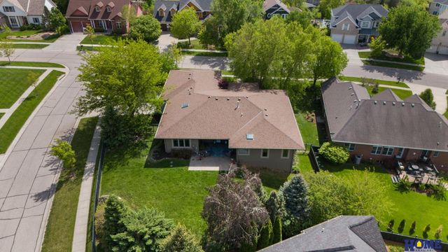 6730 Wildrye Road, Lincoln, NE 68521