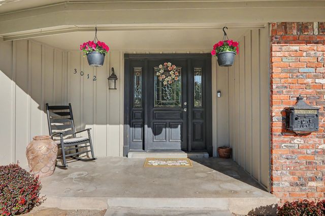 3012 Vermont Street NE, Albuquerque, NM 87110