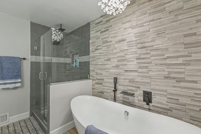 3012 Vermont Street NE, Albuquerque, NM 87110