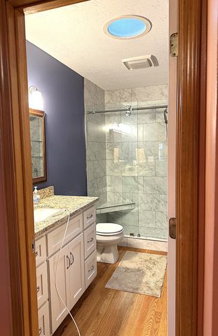204 Red Bud Dr, Smithville, TN 37166