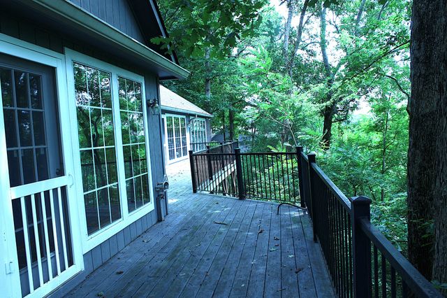 204 Red Bud Dr, Smithville, TN 37166