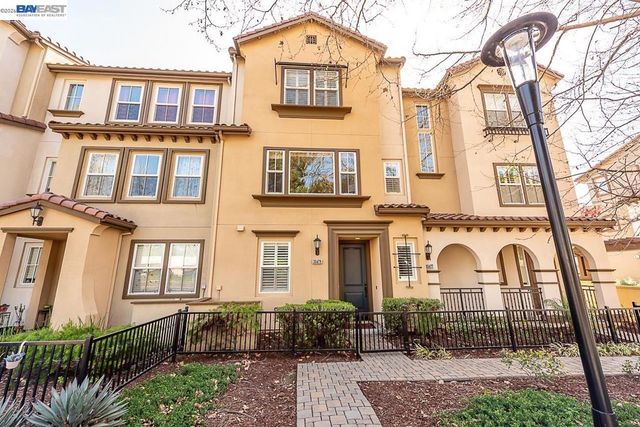 33479 Alvarado Niles Rd, Union City, CA 94587