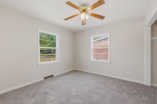 1202 E Del Mar St, Wichita, KS 67216