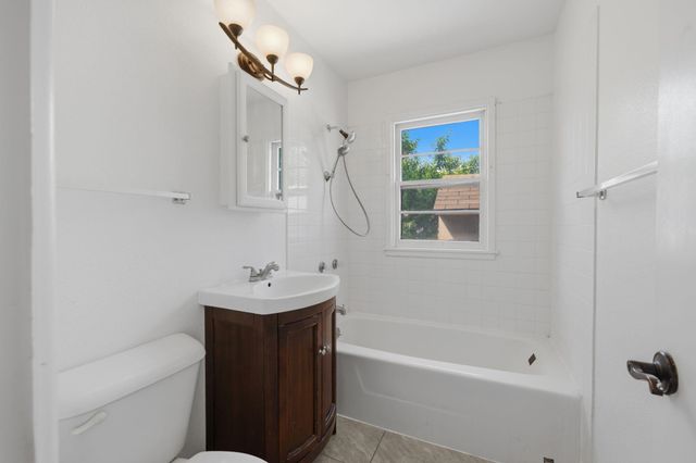 1202 E Del Mar St, Wichita, KS 67216