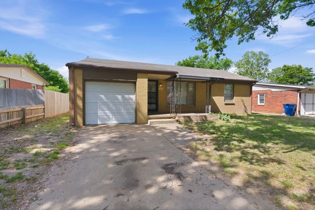 1202 E Del Mar St, Wichita, KS 67216