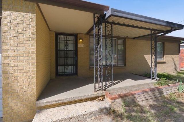 1202 E Del Mar St, Wichita, KS 67216