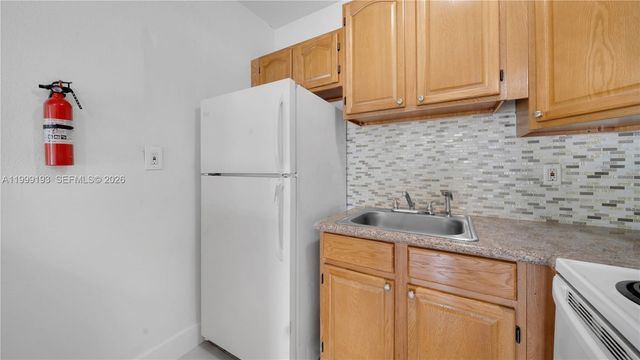 1501 SW 21st St 1-2, Fort Lauderdale, FL 33315