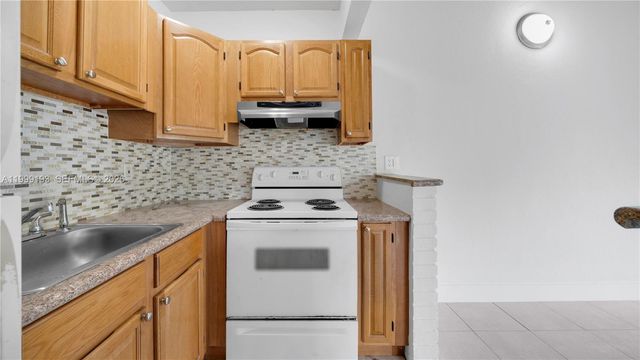 1501 SW 21st St 1-2, Fort Lauderdale, FL 33315