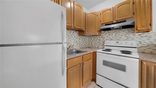 1501 SW 21st St 1-2, Fort Lauderdale, FL 33315