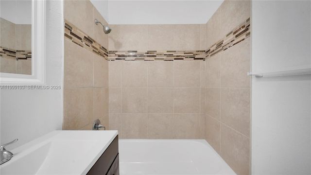 1501 SW 21st St 1-2, Fort Lauderdale, FL 33315