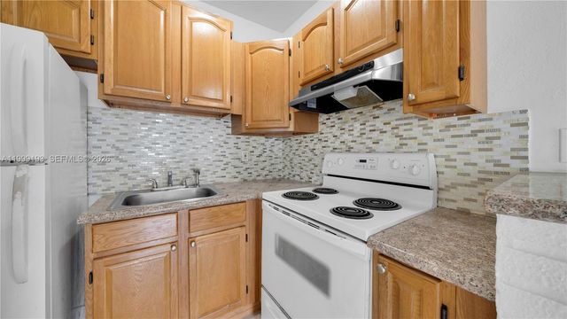 1501 SW 21st St 1-2, Fort Lauderdale, FL 33315