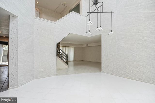944 CHANTICLEER #944, Cherry Hill, NJ 08003