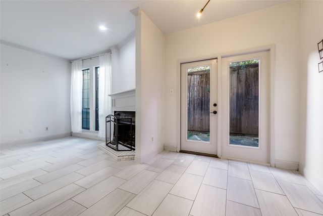 4124 Cole Avenue 205, Dallas, TX 75204