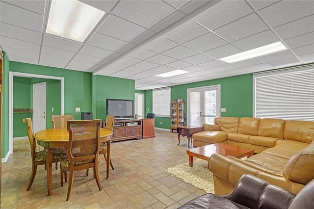 3240 SOMERSET SE Court, Conyers, GA 30013