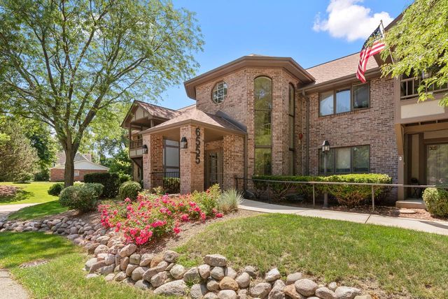 6555 N Green Bay AVENUE #206, Glendale, WI 53209