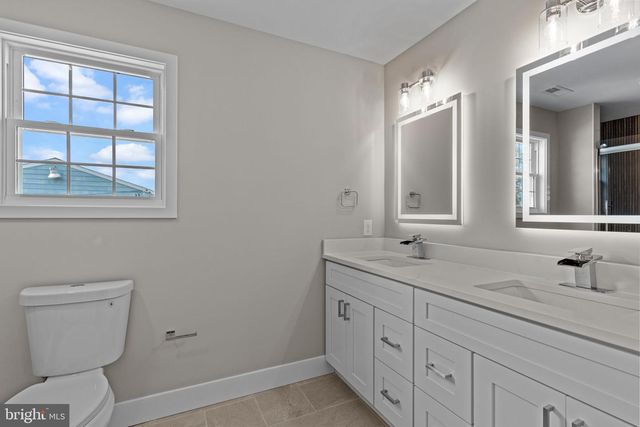 1024 ANNE ST, Croydon, PA 19021
