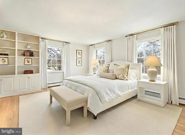 7215 HELMSDALE RD, Bethesda, MD 20817