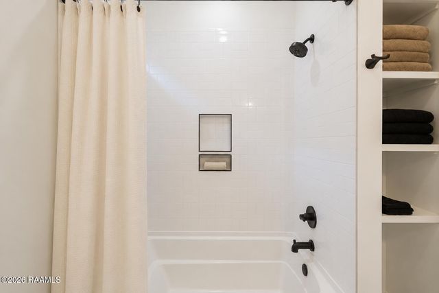 405 Ember Grove Crossing, Lafayette, LA 70508