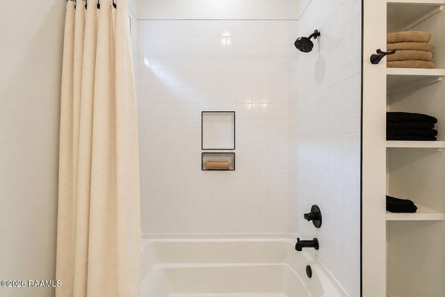 405 Ember Grove Crossing, Lafayette, LA 70508
