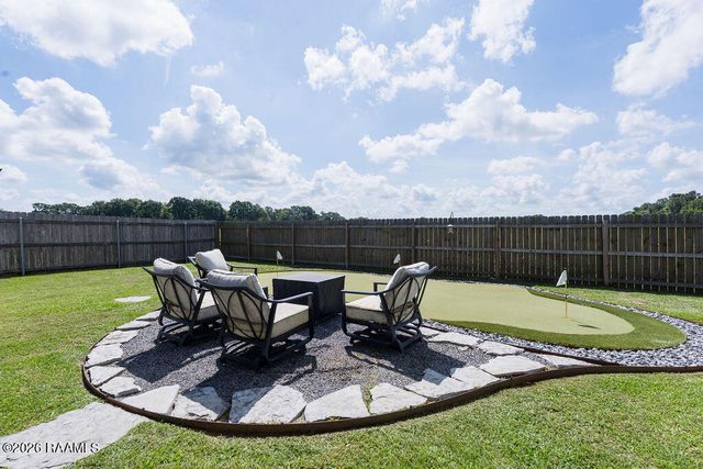 405 Ember Grove Crossing, Lafayette, LA 70508