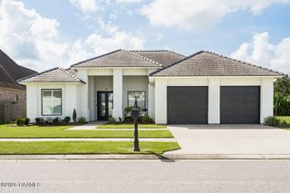 405 Ember Grove Crossing, Lafayette, LA 70508