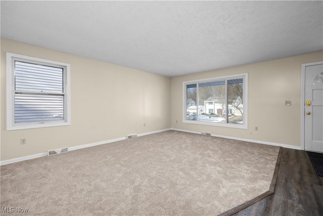 4808 Geraldine Avenue, Richmond Heights, OH 44143