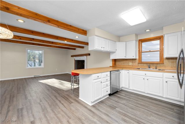 4808 Geraldine Avenue, Richmond Heights, OH 44143