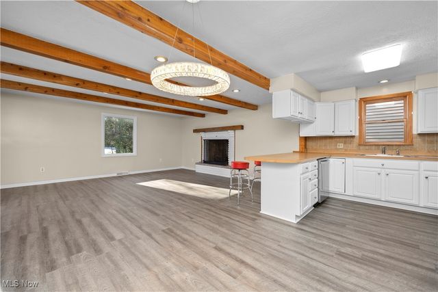 4808 Geraldine Avenue, Richmond Heights, OH 44143