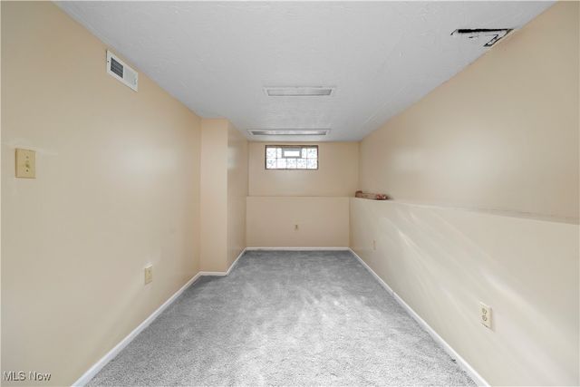 4808 Geraldine Avenue, Richmond Heights, OH 44143