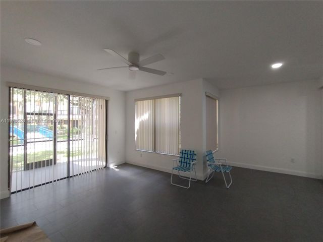 15509 N Miami Lakeway N 102, Miami Lakes, FL 33014