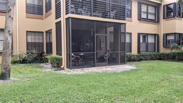 15509 N Miami Lakeway N 102, Miami Lakes, FL 33014