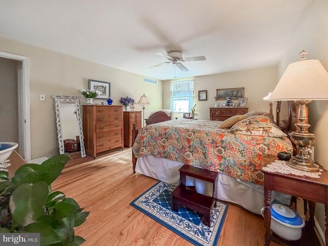 99 HARRIET RD, Southampton, PA 18966
