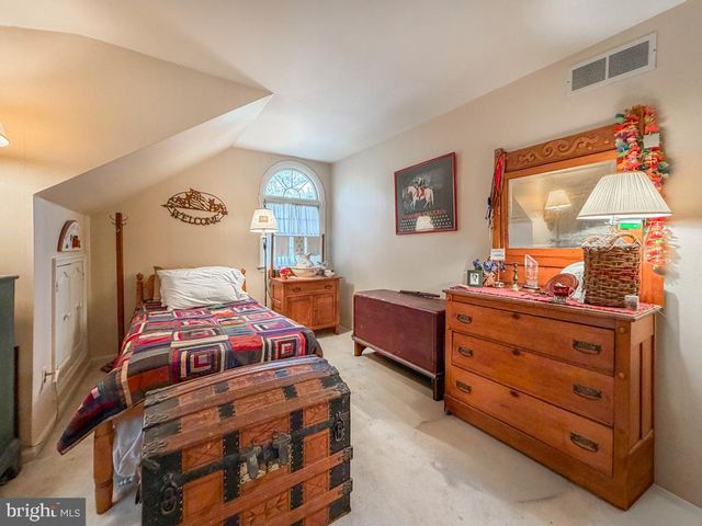 99 HARRIET RD, Southampton, PA 18966